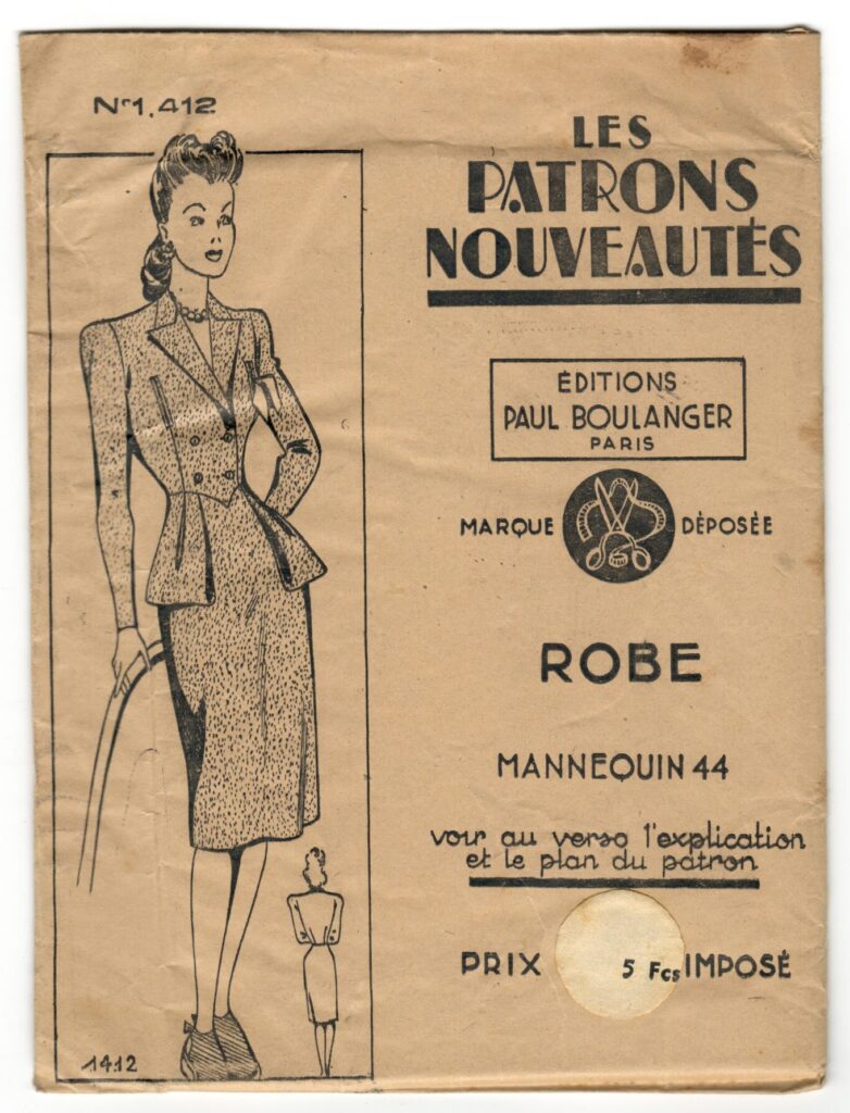 Front of a sewing pattern enveloppe by the french brand Les Patrons Nouveautés