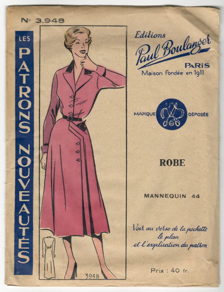 Front of a sewing pattern enveloppe by the french brand Les Patrons Nouveautés