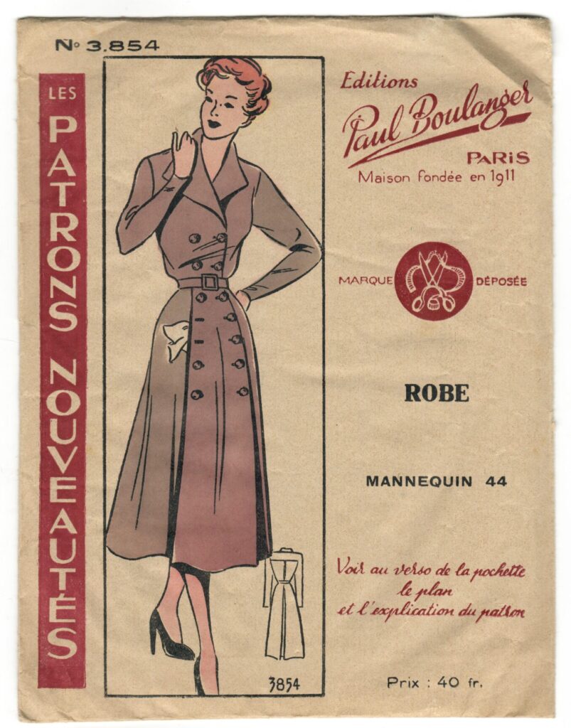 Front of a sewing pattern enveloppe by the french brand Les Patrons Nouveautés