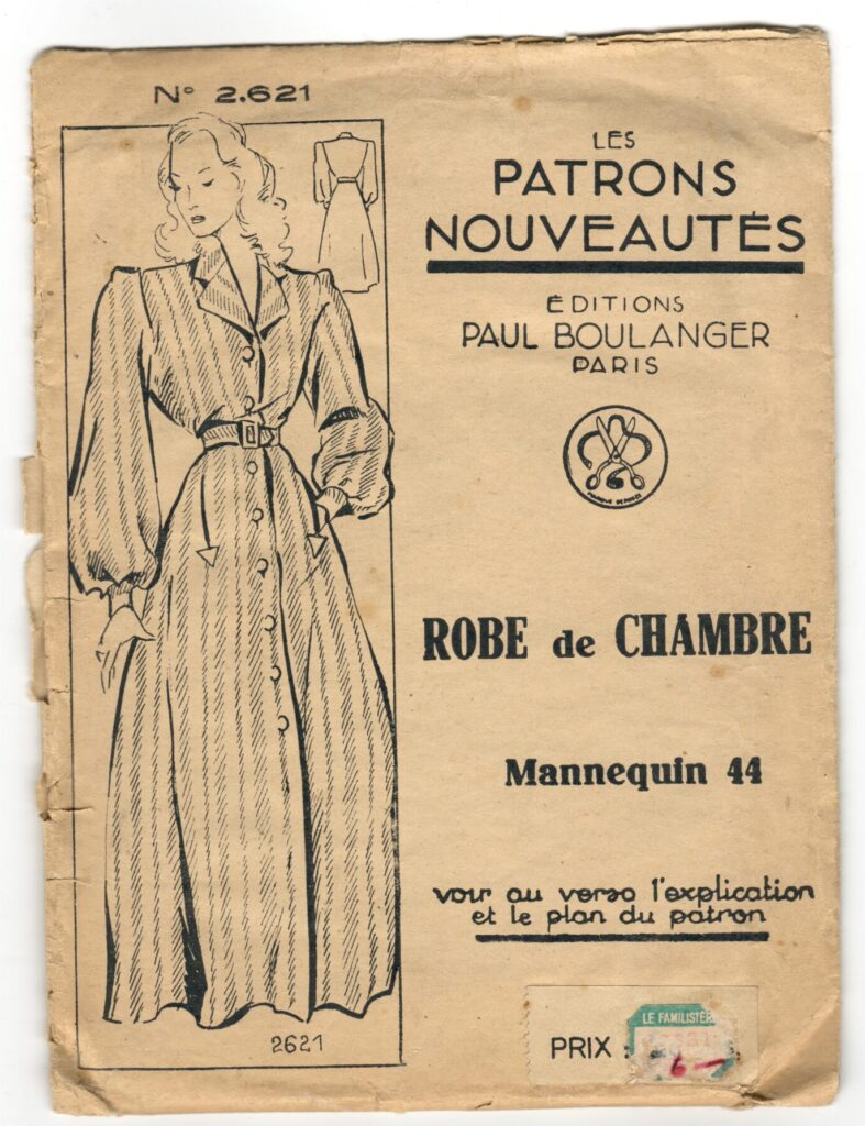 Front of a sewing pattern enveloppe by the french brand Les Patrons Nouveautés