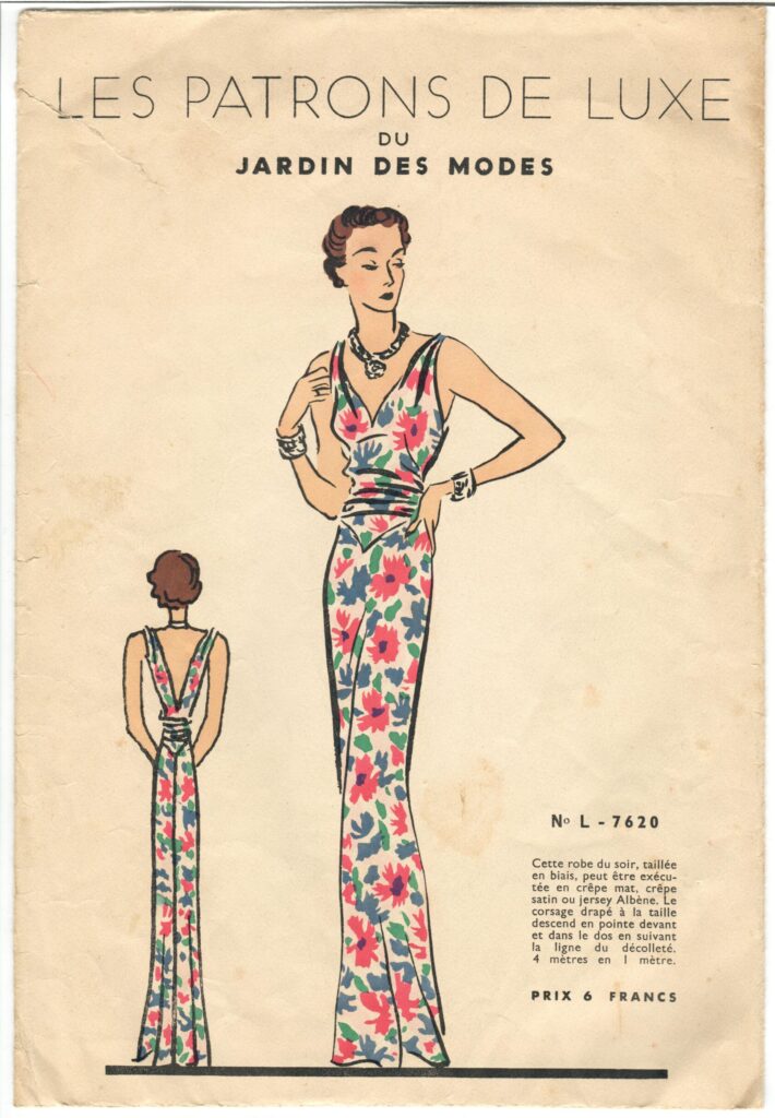 Front of a sewing pattern enveloppe by the french brand Les Patrons de Luxe