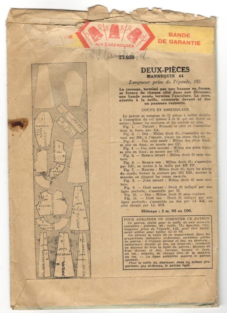 Back of a sewing pattern enveloppe by the french brand Patron-Modèle
